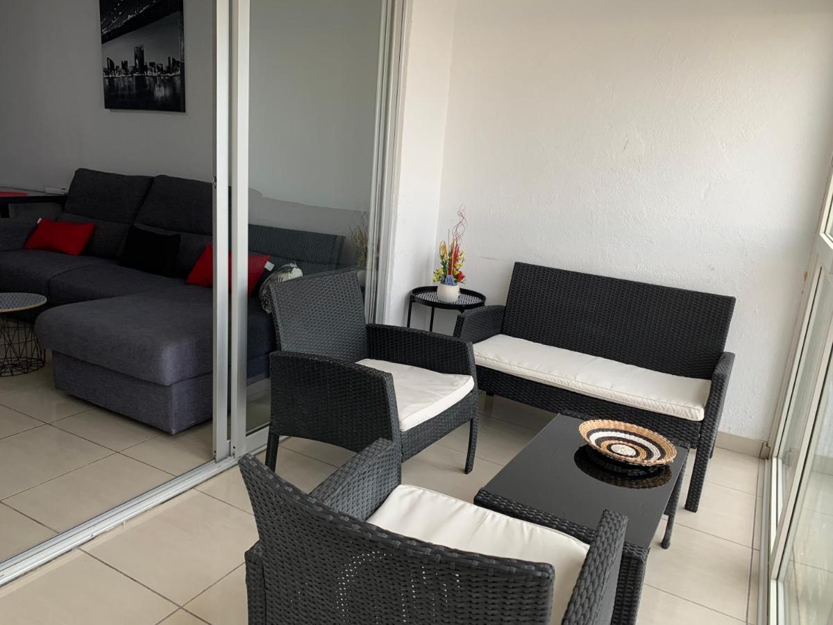 אמפוריבראבה Apartamento Con Magnificas Vistas Al Mar - Wifi Gratis מראה חיצוני תמונה