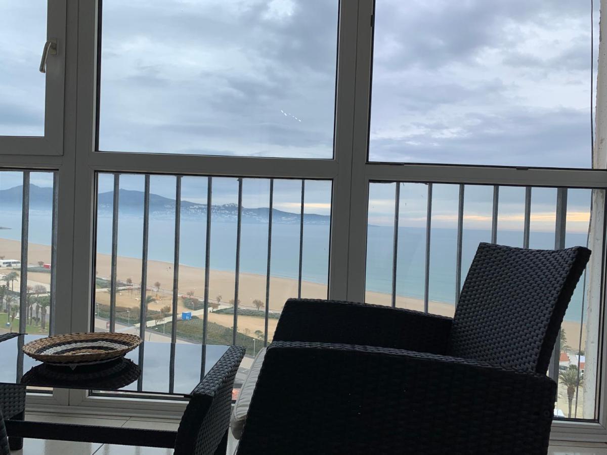 אמפוריבראבה Apartamento Con Magnificas Vistas Al Mar - Wifi Gratis מראה חיצוני תמונה