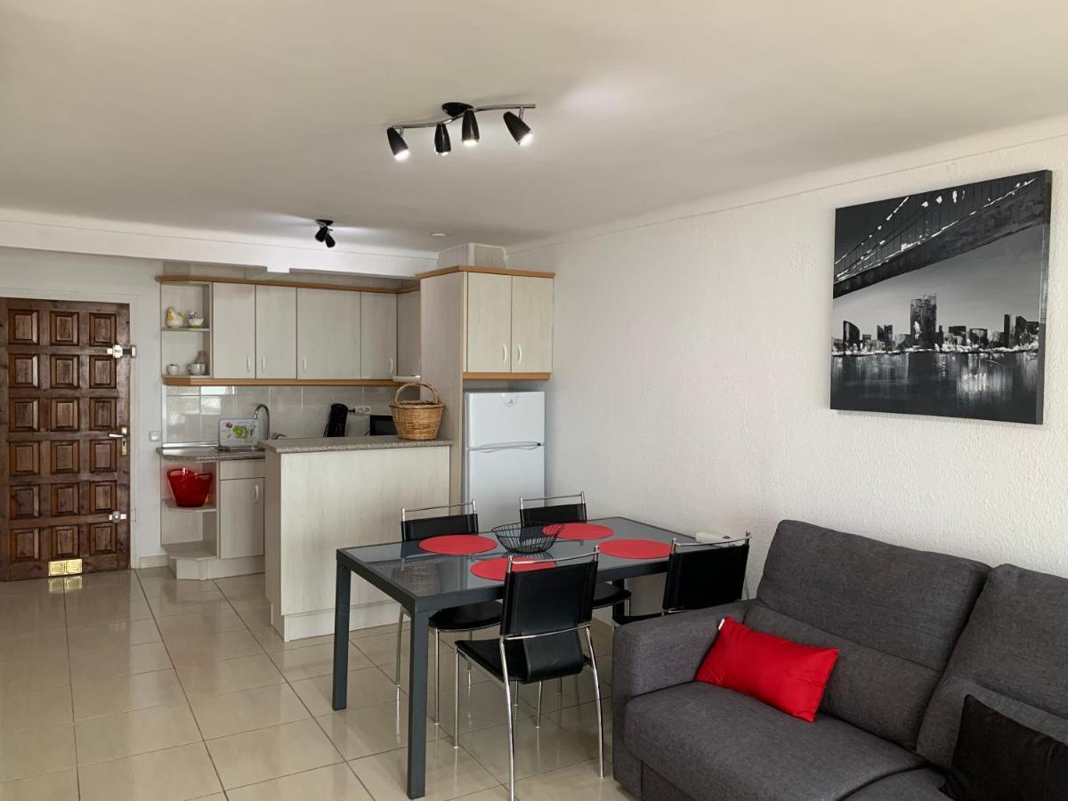 אמפוריבראבה Apartamento Con Magnificas Vistas Al Mar - Wifi Gratis מראה חיצוני תמונה