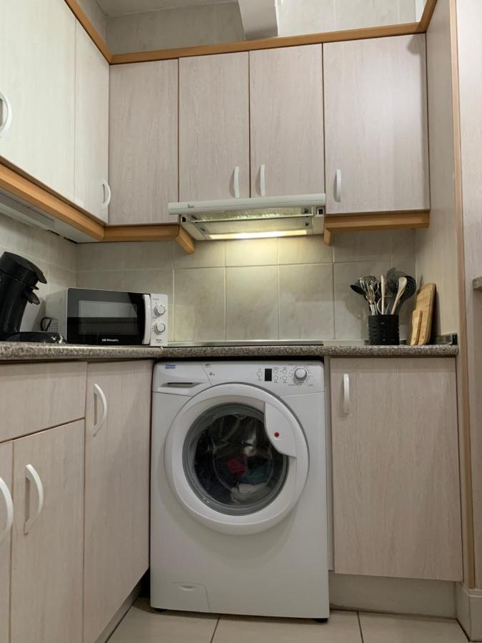 אמפוריבראבה Apartamento Con Magnificas Vistas Al Mar - Wifi Gratis מראה חיצוני תמונה
